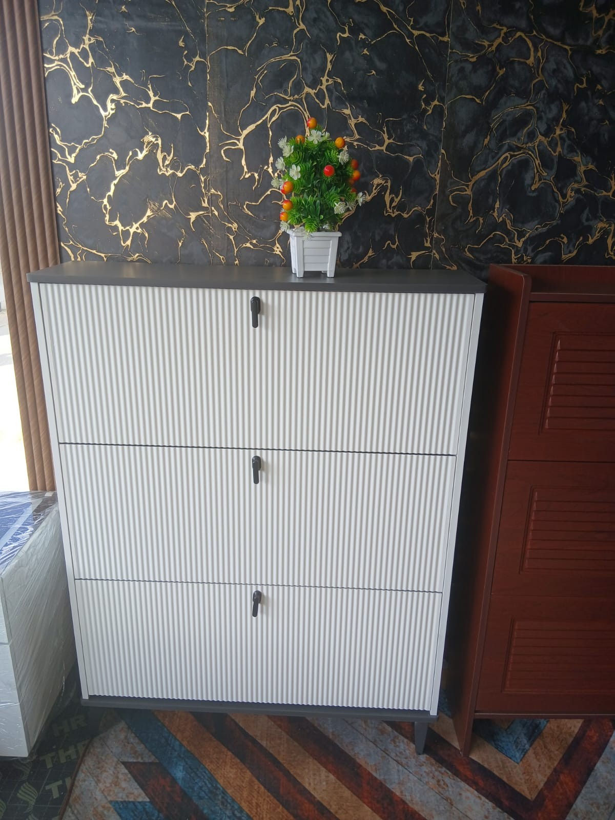 Bucket Flip Shoe Rack Cabinet